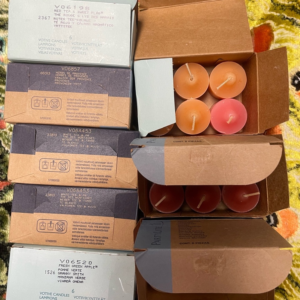 Partylite 8 6ct. Boxes of mixed votives
$5 a box ! Killer deal!